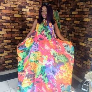 Meet your Posher, Leah monye